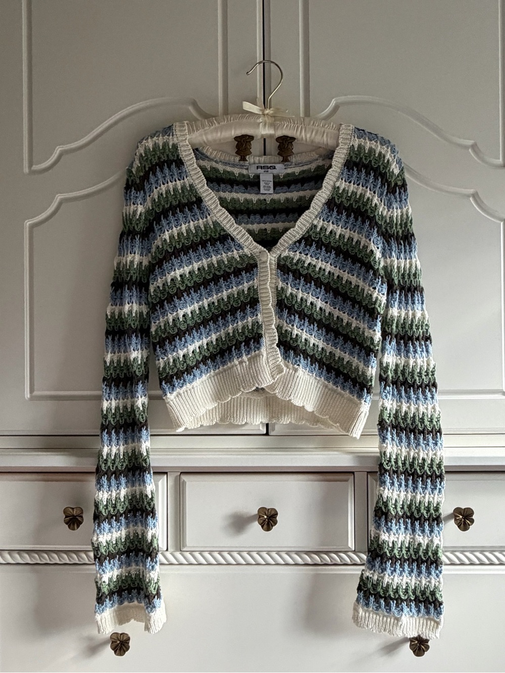 RSQ - Striped Cropped V-Neck Sweater Cardigan - Picture 1 of 5
